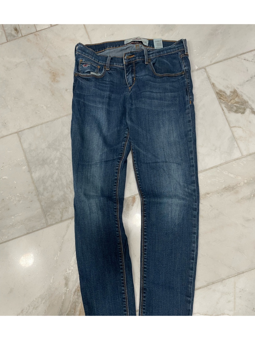 Hollister Women's Skinny Jeans in Dark Blue Wash